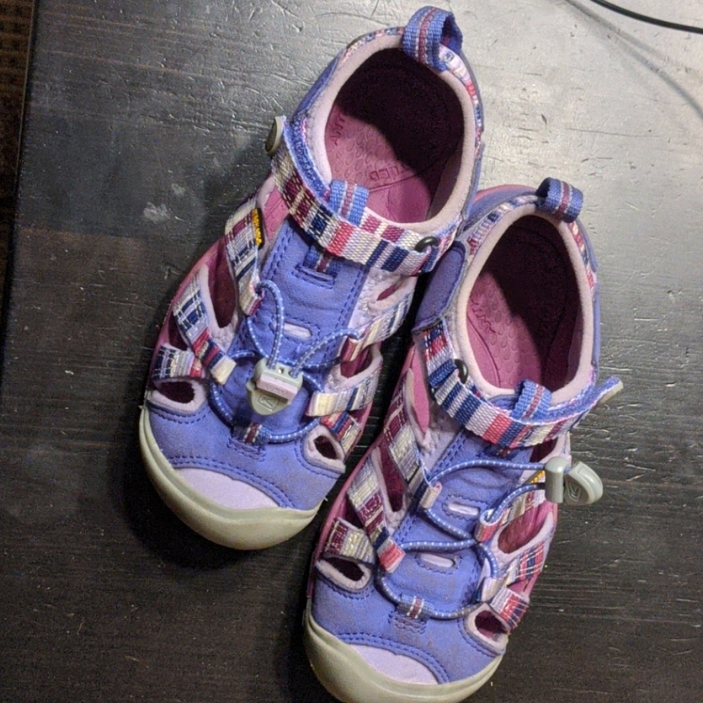 Keen kids quick dry sandals
